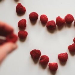 Ekopharma Vadelma Tuotepaketti Pintakuivalle iholle